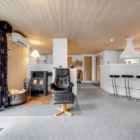 Holiday home Tuula - 1-1km From The Sea In Western Jutland By Interhome