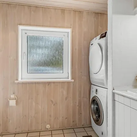 Tuula - 1km From The Sea By Interhome Feriehus *